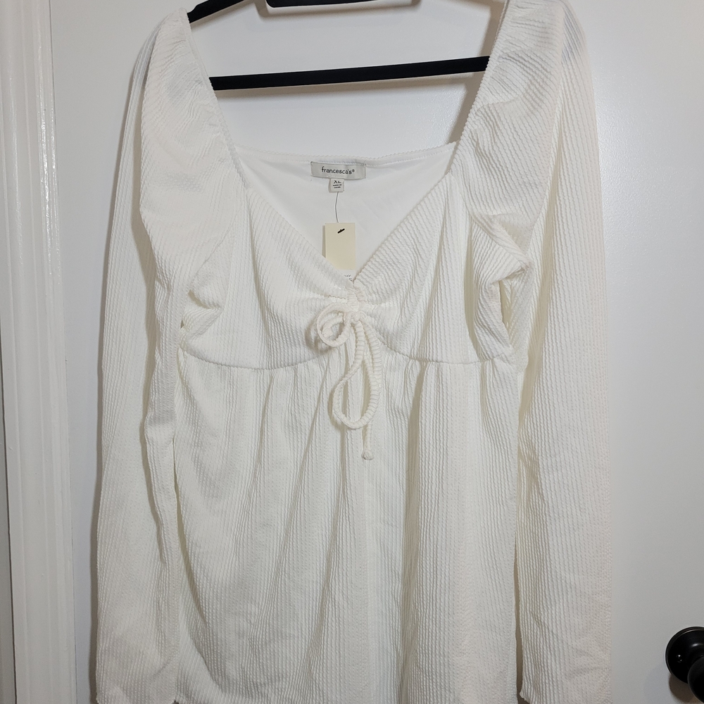 NWT Francescas White Ruched Blouse